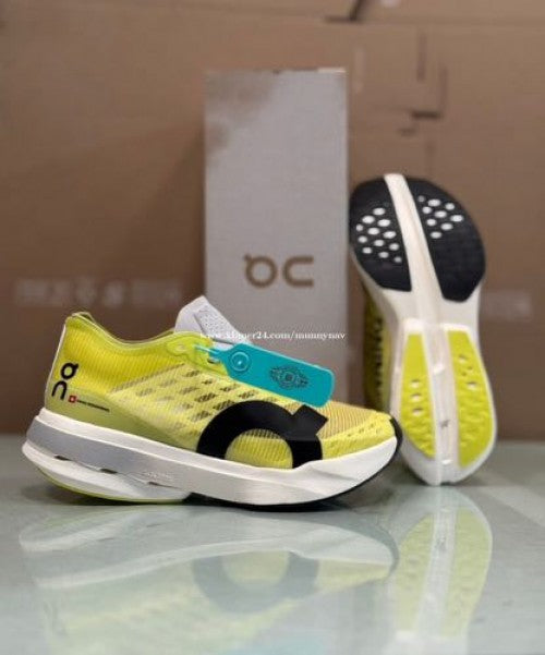 On Cloud Boom Strike Limelight Fix